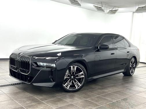 2025 BMW 760 i xDrive