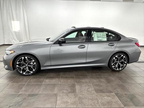 2025 BMW 330 i xDrive