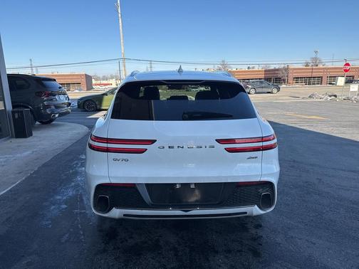 2022 Genesis GV70 2.5T AWD