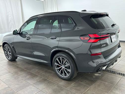 Dravit Grey Metallic 2026 BMW X5 xDrive40i