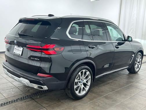 Black Sapphire Metallic 2024 BMW X5 PHEV xDrive50e