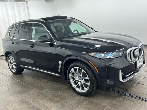 Black Sapphire Metallic 2024 BMW X5 PHEV xDrive50e
