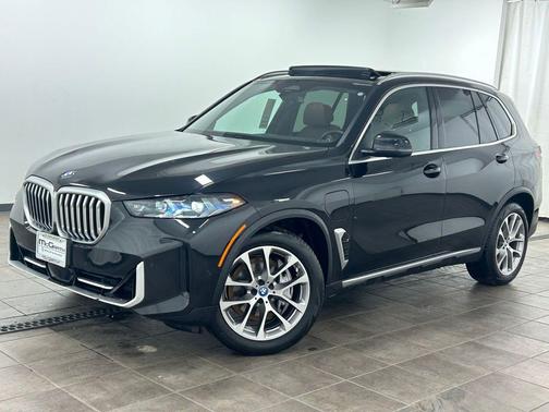 Black Sapphire Metallic 2024 BMW X5 PHEV xDrive50e