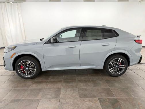 Brooklyn Grey Metallic 2026 BMW X2 xDrive28i
