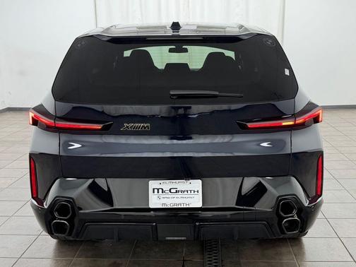 Carbon Black Metallic 2025 BMW XM Base