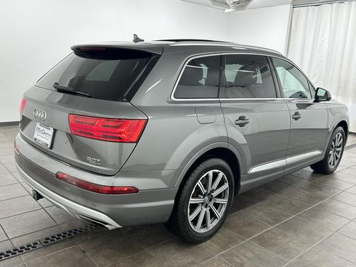 2017 Audi Q7 3.0T Premium