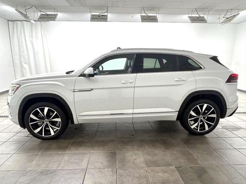 2024 Volkswagen Atlas Cross Sport 2.0T SEL Premium