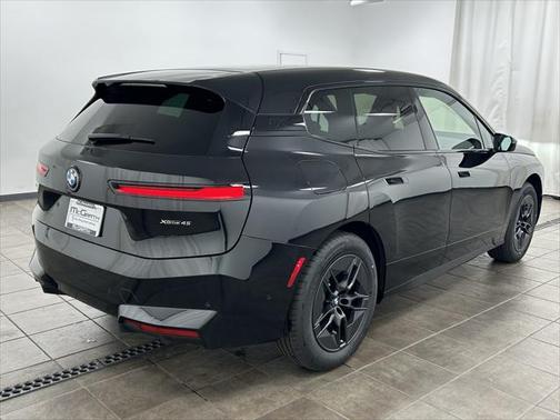 2026 BMW iX xDrive45