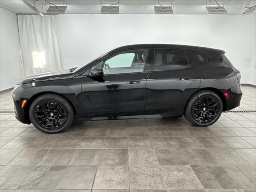 2026 BMW iX M70