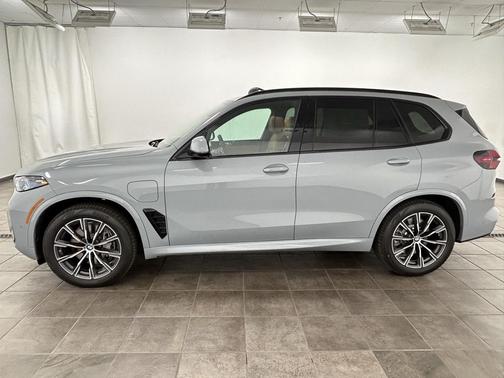 2026 BMW X5 PHEV xDrive50e