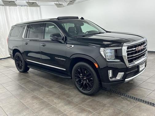 2022 GMC Yukon XL SLT