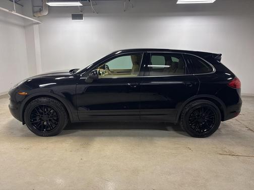 2014 Porsche Cayenne Cayenne