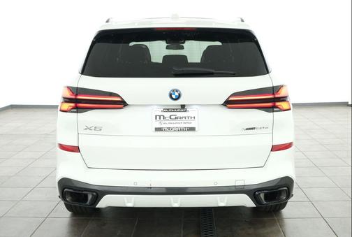 Alpine White 2024 BMW X5 PHEV xDrive50e