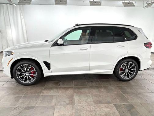 Alpine White 2026 BMW X5 xDrive40i