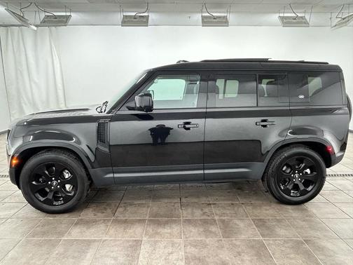 2020 Land Rover Defender 110 HSE