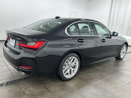 2026 BMW 330 xDrive NA