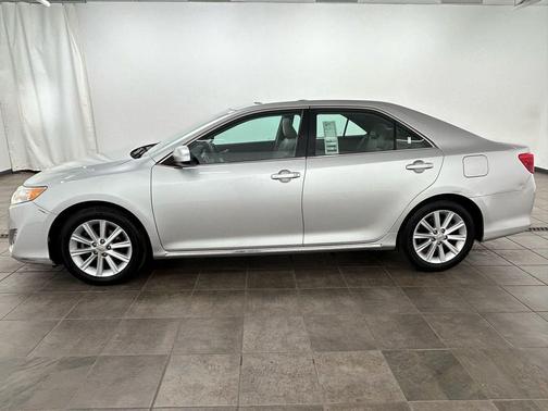 Classic Silver Metallic 2013 Toyota Camry XLE