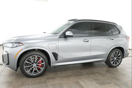 Skyscraper Grey Metallic 2026 BMW X5 PHEV xDrive50e