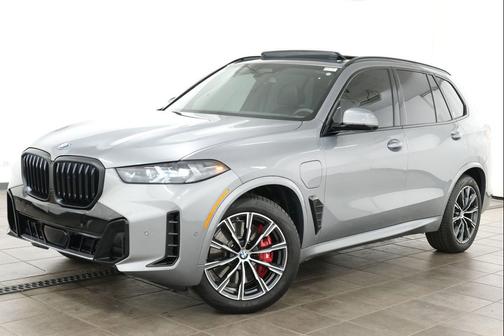 Skyscraper Grey Metallic 2026 BMW X5 PHEV xDrive50e