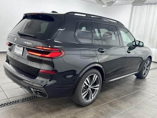 2026 BMW X7 M60i
