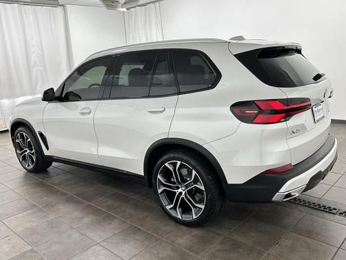2025 BMW X5 xDrive40i