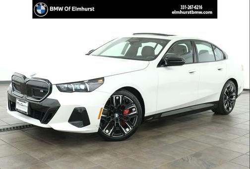 Mineral White Metallic 2025 BMW i5 M60