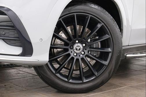 Alpine 2024 Mercedes-Benz GLE 450 4MATIC