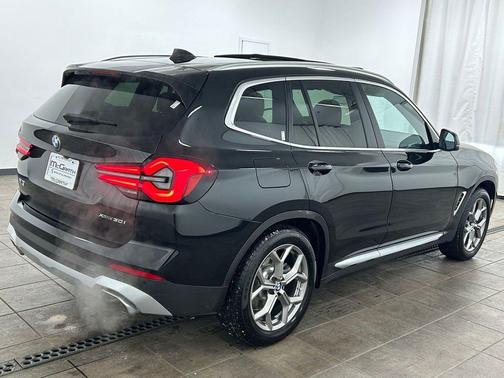 Black Sapphire Metallic 2023 BMW X3 xDrive30i