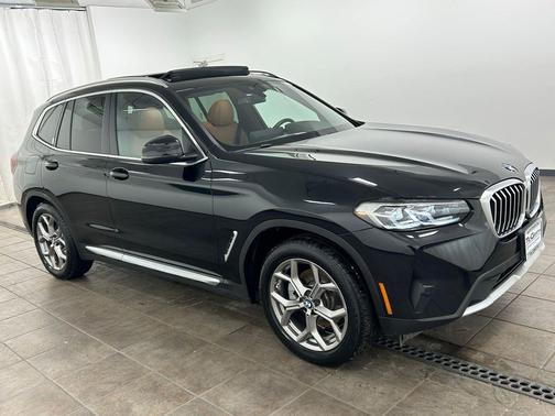 Black Sapphire Metallic 2023 BMW X3 xDrive30i