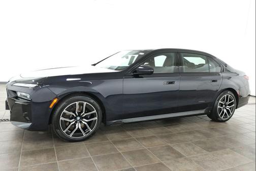 Carbon Black Metallic 2025 BMW 760 xDrive