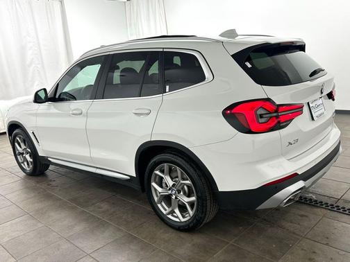 Alpine White 2023 BMW X3 xDrive30i