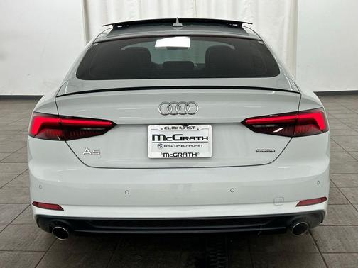 Glacier White Metallic 2019 Audi A5 45 Premium