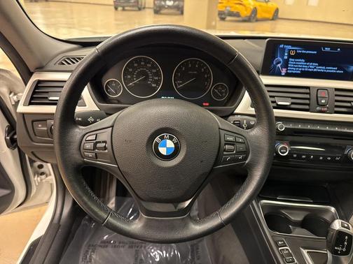 2015 BMW 320 i