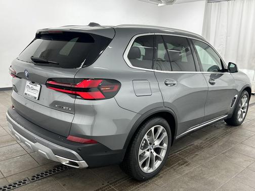 2026 BMW X5 PHEV xDrive50e