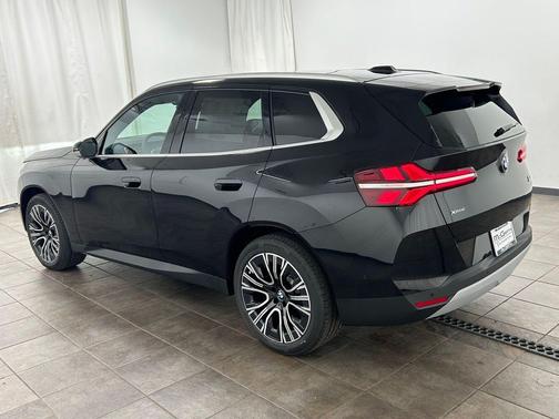 Black Sapphire Metallic 2025 BMW X3 30 xDrive