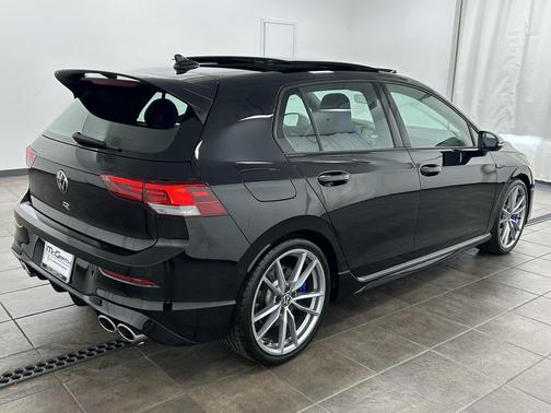 2024 Volkswagen Golf R 2.0T DSG
