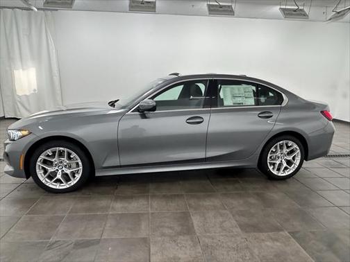 2025 BMW 330 i xDrive