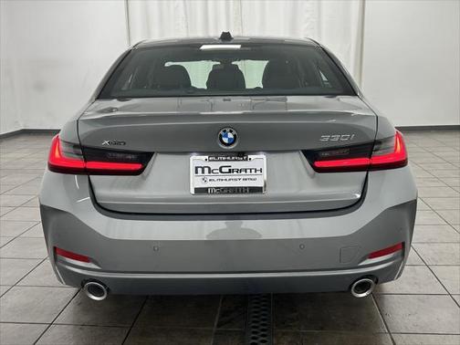 2025 BMW 330 i xDrive