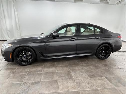 2022 BMW 530 i xDrive