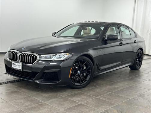 2022 BMW 530 i xDrive