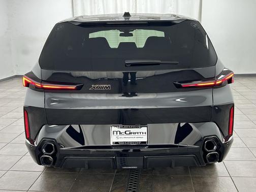 2025 BMW XM Base