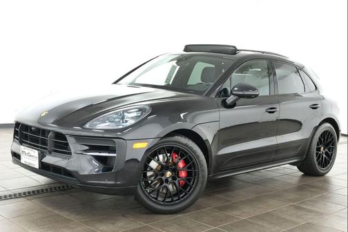 Jet Black Metallic 2021 Porsche Macan Macan GTS