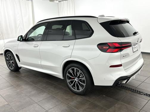 2026 BMW X5 PHEV xDrive50e