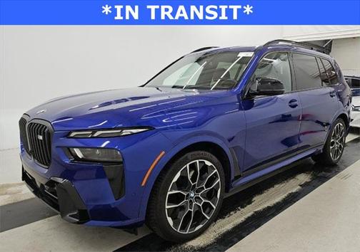 2023 BMW X7 M60i