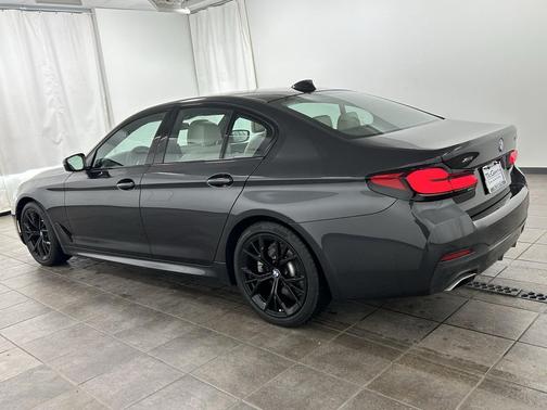 2023 BMW 530 i xDrive