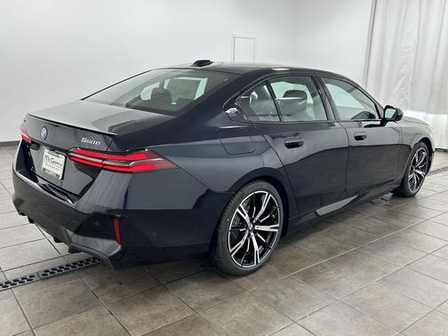 2026 BMW 550e xDrive