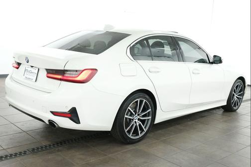 Alpine White 2020 BMW 330 xDrive