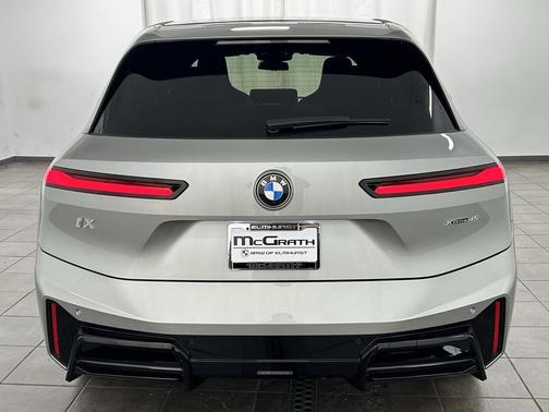 2026 BMW iX xDrive45