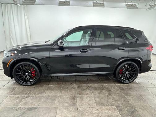 Black Sapphire Metallic 2025 BMW X5 M60i
