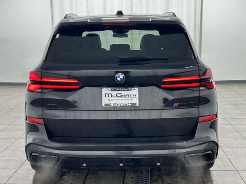 2025 BMW X5 M60i